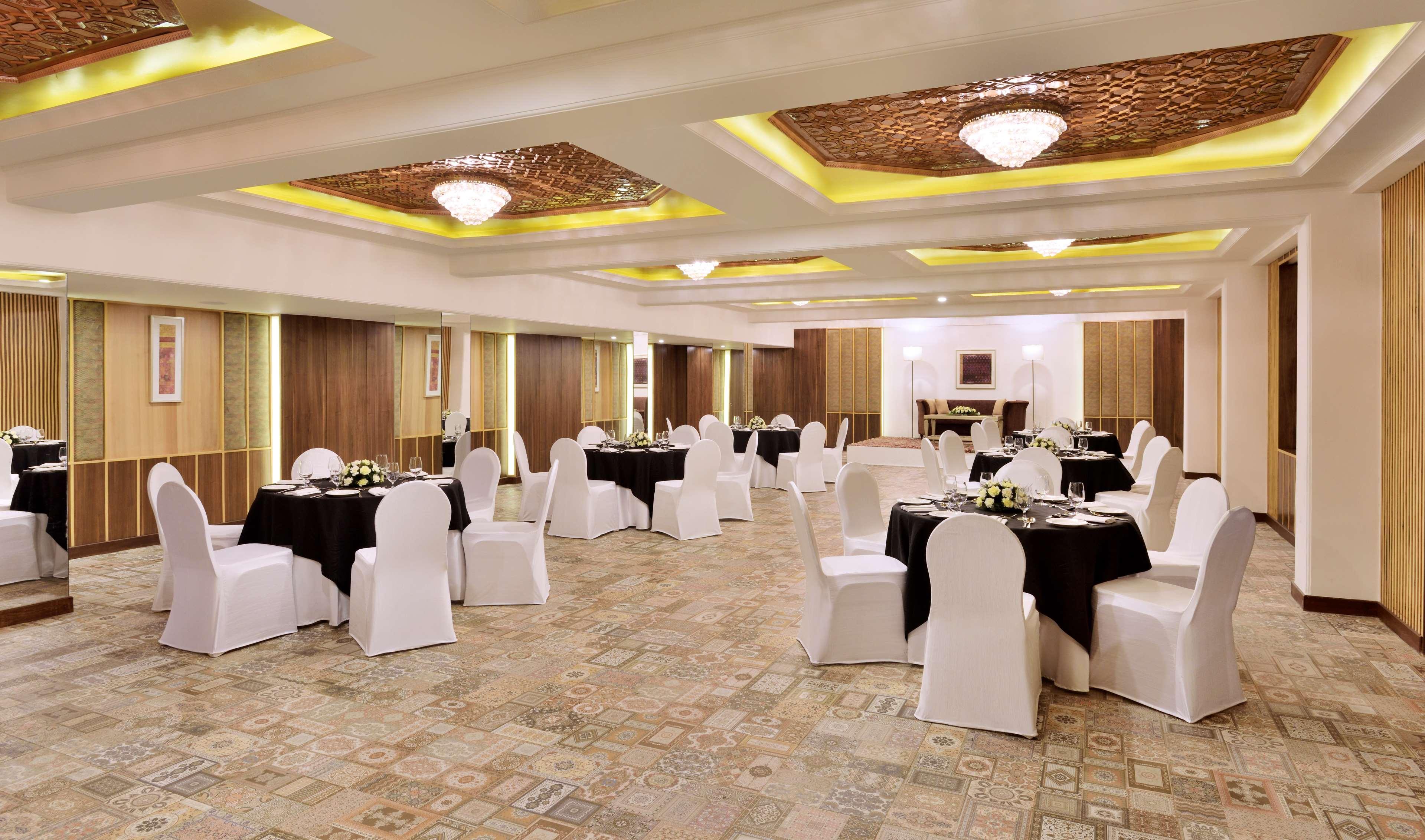 Radisson Srinagar酒店 外观 照片