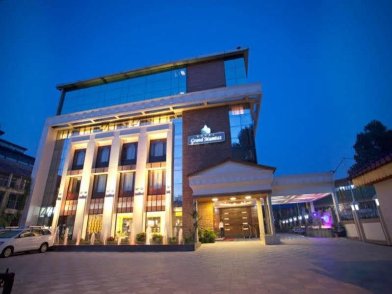 Radisson Srinagar酒店 外观 照片